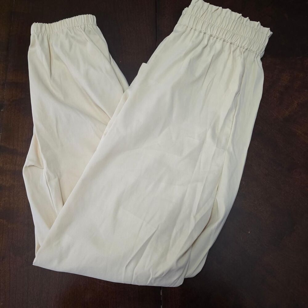 Butter Yellow Cargos - Picture 2 of 8